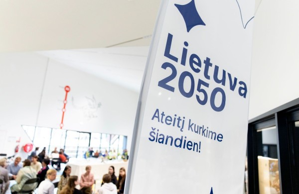 Moksleiviams rūpi Lietuvos ateitis: turi minčių ne tik apie švietimo sistemą, pilietiškumą, bet ir šalies saugumą bei gynybą
