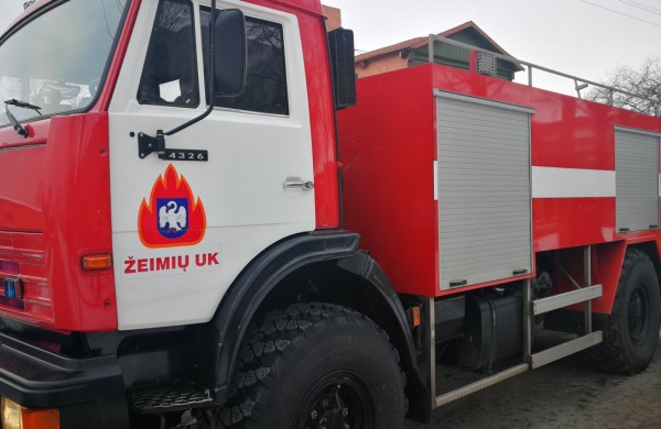Kol šeimininkas ligoninėje – buto durys išlaužtos