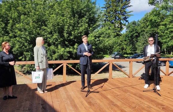 Atnaujintas Kulvos dvaro parkas: naujas etapas bendruomenės gyvenime