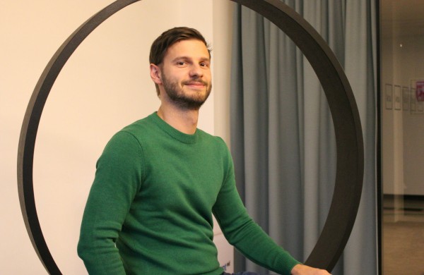 Žalingų įpročių paradoksas: kodėl renkamės tai, kas mums kenkia?