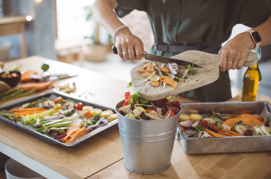 Namuose sukaupiame apie 60 proc. visų maisto atliekų: ieškokime būdų, kaip sumažinti maisto švaistymą