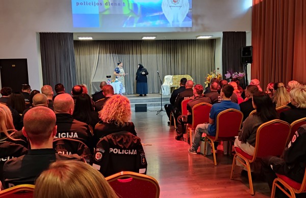 Jonavoje paminėta Angelų sargų diena: pagerbti pareigūnai ir policijos rėmėjai
