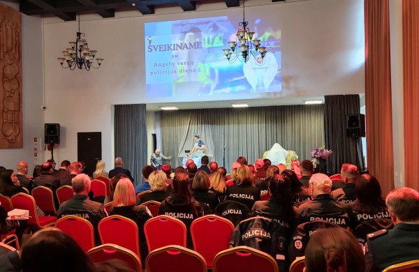 Jonavoje paminėta Angelų sargų diena: pagerbti pareigūnai ir policijos rėmėjai