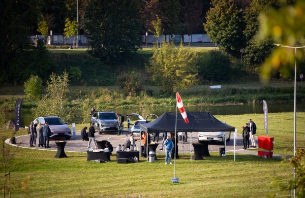 Pirmasis pasaulyje skraidantis automobilis jau Lietuvoje