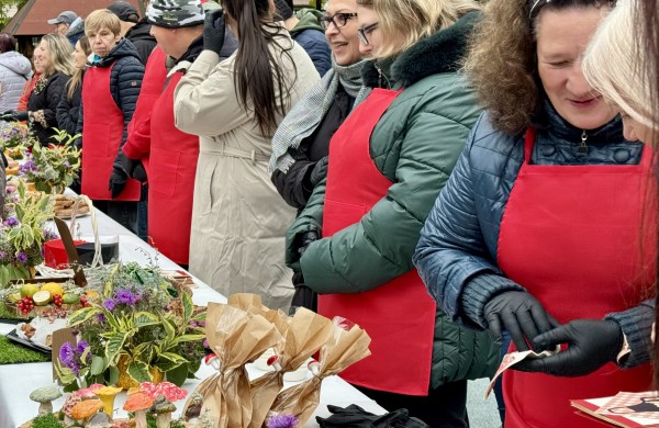 „Rudens furšetas“ subūrė bendruomenę Jonavos rajono neįgaliųjų veiklos centre