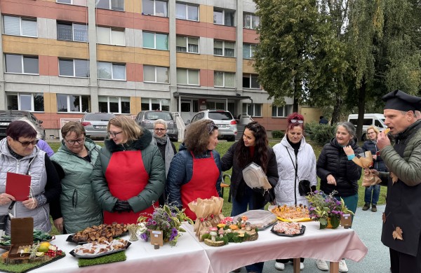 „Rudens furšetas“ subūrė bendruomenę Jonavos rajono neįgaliųjų veiklos centre