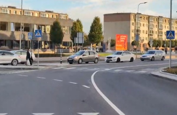 J. Basanavičiaus gatvės žiedinėje sankryžoje – naujas kelio ženklinimas