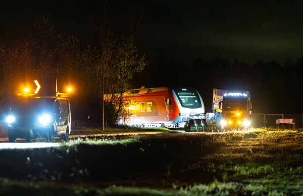 Svarbus etapas LTG istorijoje: į Lietuvą atkeliavo naujas elektrinis traukinys