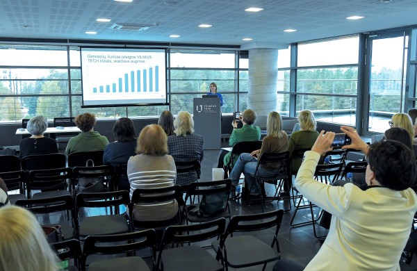 Jonavos gimnazistams – nauja galimybė mokytis VILNIUS TECH klasėje 