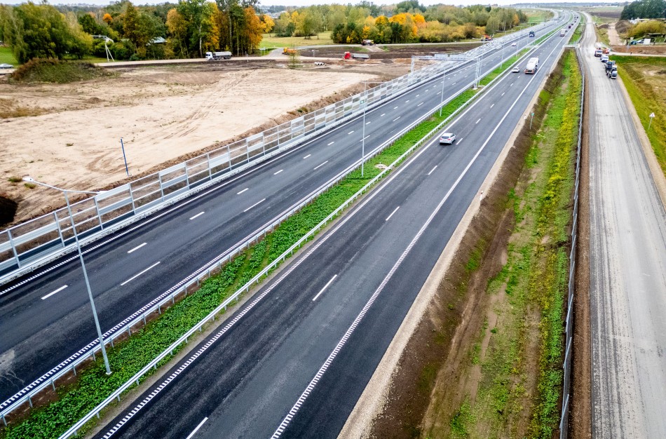 Prezidento įstatymo iniciatyva – daugiau investicijų keliams modernizuoti