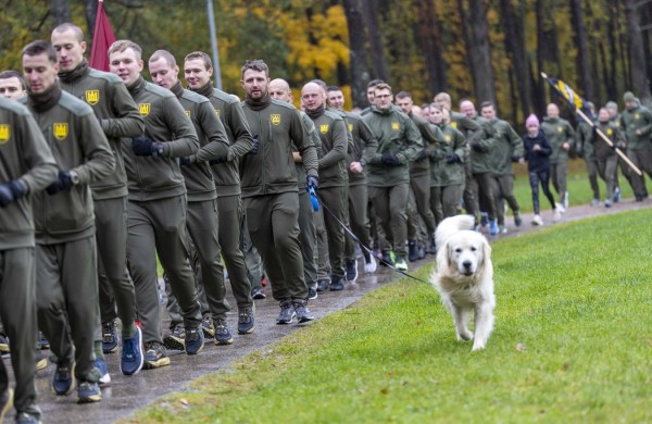 Bėgimu „In Memoriam“ pagerbti šiemet mirę Lietuvos kariai
