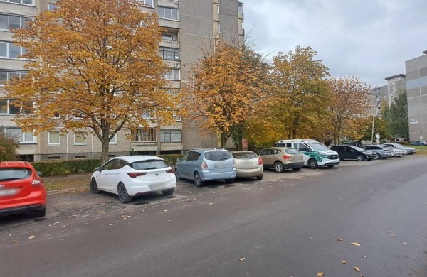Policijos pareigūnai kviečia atsiliepti eismo įvykio liudininkus