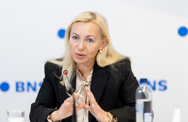 Vaikas be alimentų, skolininkas be atsakomybės? Visuomenė sako: gana