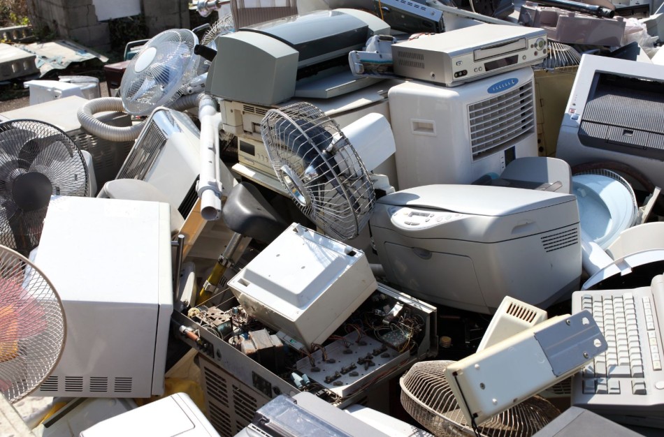 Aplinkosaugininkai tikrino elektros ir elektroninės įrangos atliekų apskaitą: nustatyti penki pažeidimai