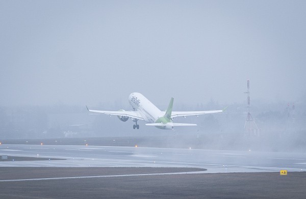 Aptarti papildomi veiksmai, siekiant užtikrinti oro erdvės ir civilinės aviacijos saugumą