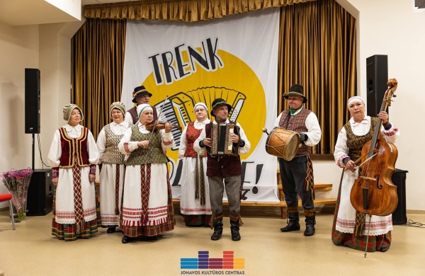 „Trenk polkutę“ subūrė Jonavos krašto folkloro ir kapelų mylėtojus