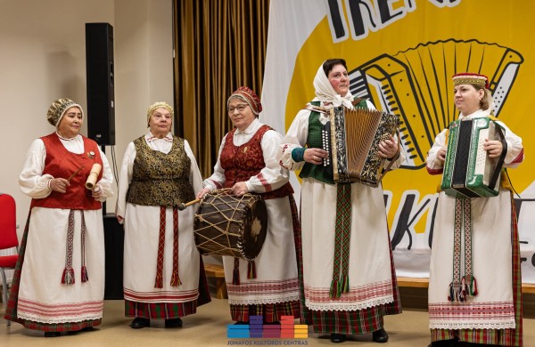 „Trenk polkutę“ subūrė Jonavos krašto folkloro ir kapelų mylėtojus