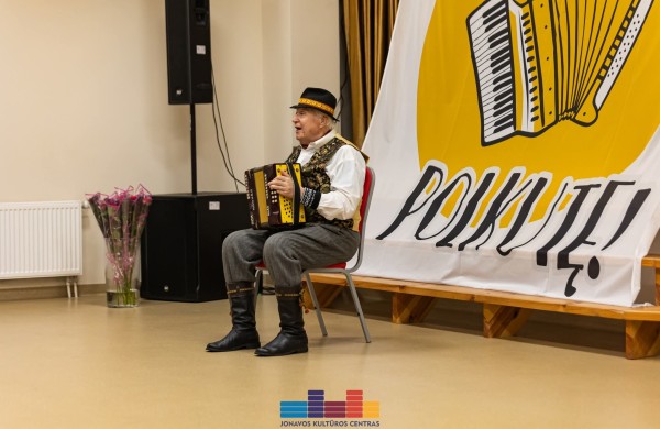 „Trenk polkutę“ subūrė Jonavos krašto folkloro ir kapelų mylėtojus