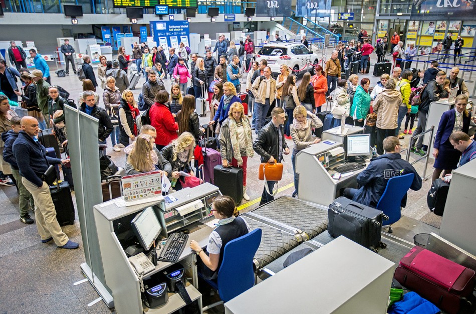 Keleivių teisės sutrikus oro uosto veiklai. Ką turi žinoti keleiviai?