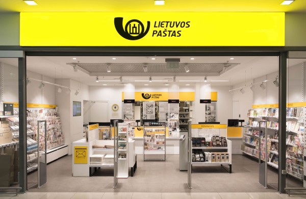 Būkite atsargūs: Lietuvos paštu apsimetantys sukčiai gviešiasi pinigų ir duomenų