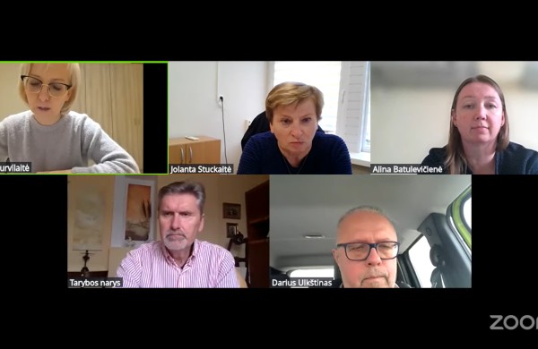 Kontrolės komiteto posėdyje – sprendimas dėl priedo skyrimo Savivaldybės kontrolierei