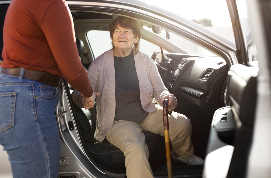 Atnaujinamos pavėžėjimo paslaugos – iki metų pabaigos galės naudotis visos pacientų grupės