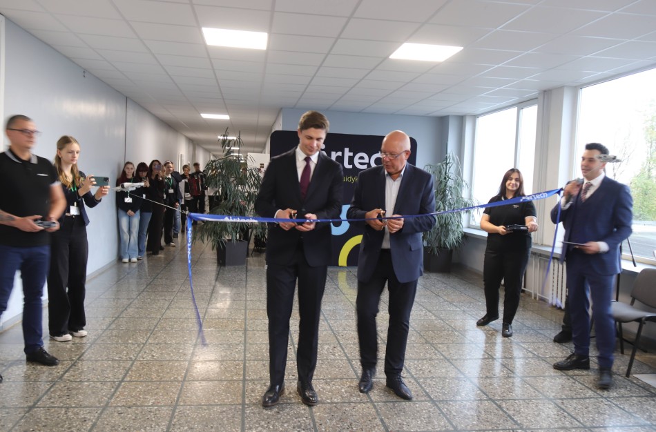 Jonavoje atidarytas dronų mokymų centras „Airtech“