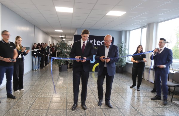 Jonavoje atidarytas dronų mokymų centras „Airtech“