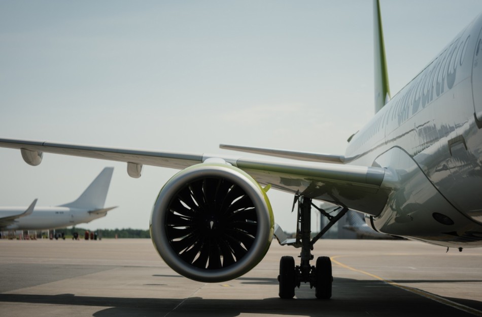 Nuostolius dėl balionų patyrę Lietuvos oro uostai telkia partnerius teisinei kovai