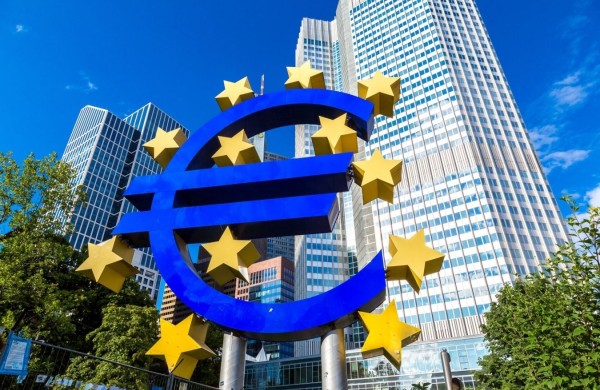 ECB Valdančioji taryba nepakeitė pagrindinių palūkanų normų