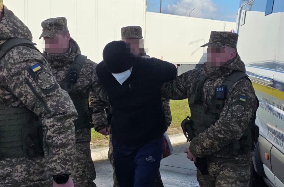 Išskirtinis įvykis - Ukraina perdavė Lietuvai asmenį, įtariamą karo nusikaltimais