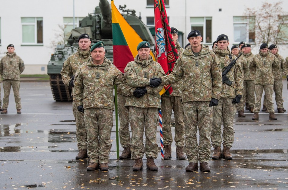 Lietuvos kariuomenės Generolo Romualdo Giedraičio artilerijos batalionui vadovauti pradeda plk. ltn. Gintaras Hofmanas