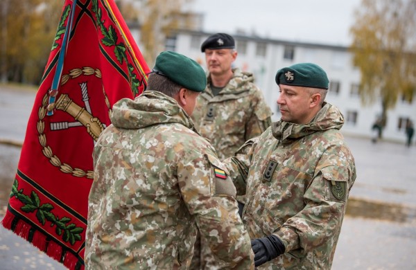 Lietuvos kariuomenės Generolo Romualdo Giedraičio artilerijos batalionui vadovauti pradeda plk. ltn. Gintaras Hofmanas