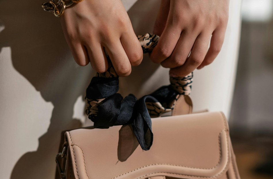 Madingos rankinės moterims: kas bus populiaru šį sezoną?