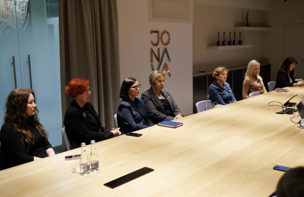 Jonava nustebino – viena iš TOP penkių pažangiausių savivaldybių lyčių lygybės srityje