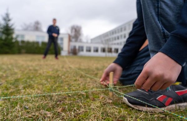 Jonavos „Neries“ pagrindinėje mokykloje lauko erdvės vystomos pasitelkiant mokinių idėjas 