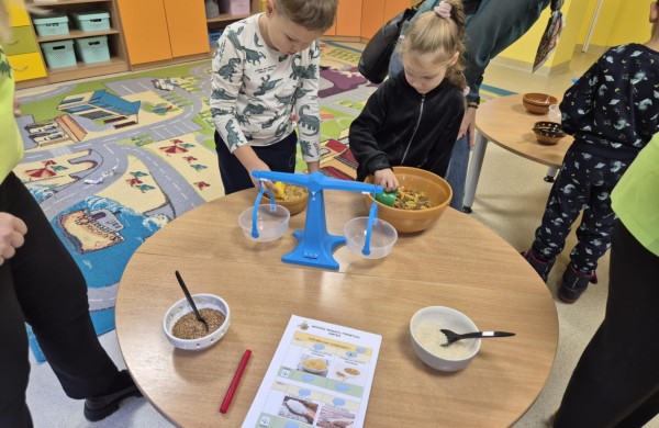 Kelionė per skonių šalį: mažieji jonaviečiai šventė Europos sveikos mitybos dieną!