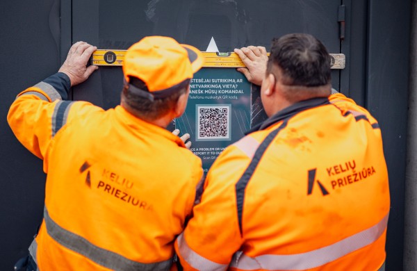 „Via Lietuva“ poilsio ir automobilių stovėjimo aikštelėse įrengia QR kodus. Kuo jie bus naudingi eismo dalyviams?