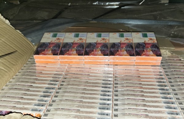 Lietuvos muitinė: maksimaliai sustiprinus krovininių vilkikų kontrolę pasienyje, ryškėja naujos cigarečių kontrabandos kryptys