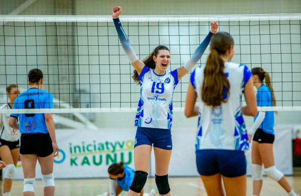 Laukimas baigėsi: savaitgalį startuoja atsinaujinę tinklinio čempionatai, dalyvauja ir Jonavos ,,Aušrinė"