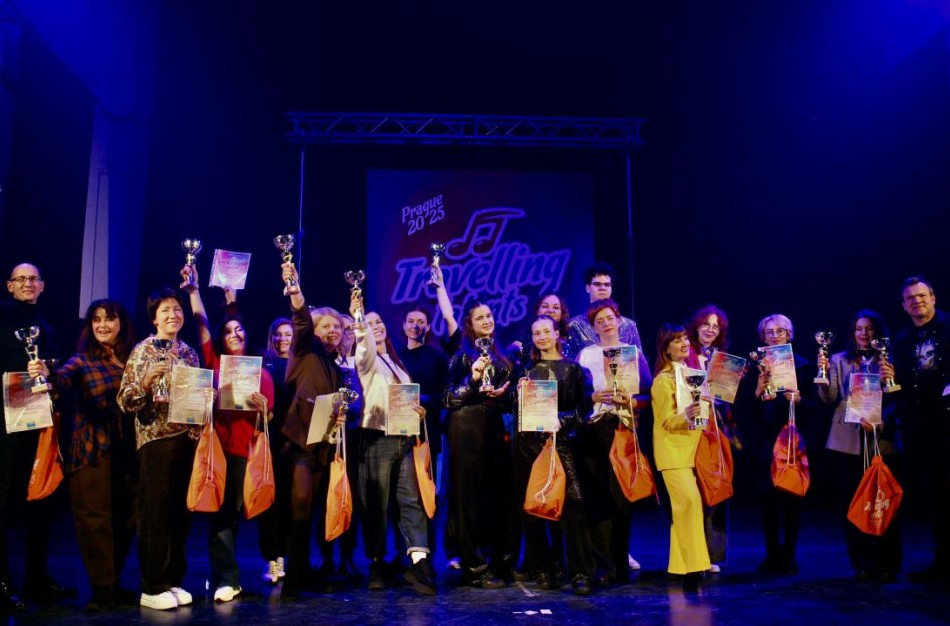 Jonavos kultūros centro vaikų pop choras „Šuldu Buldu“ festivalio scenoje Prahoje