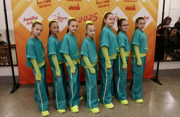 Jonavos kultūros centro vaikų pop choras „Šuldu Buldu“ festivalio scenoje Prahoje