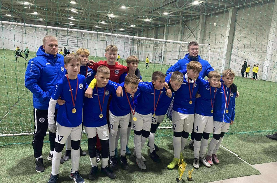 Jonavos futbolo akademijos komandos sužibėjo Kaune vykusiame turnyre „Ąžuolo taurė“