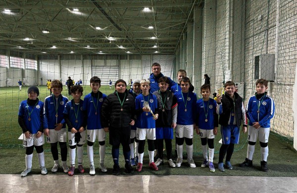 Jonavos futbolo akademijos komandos sužibėjo Kaune vykusiame turnyre „Ąžuolo taurė“