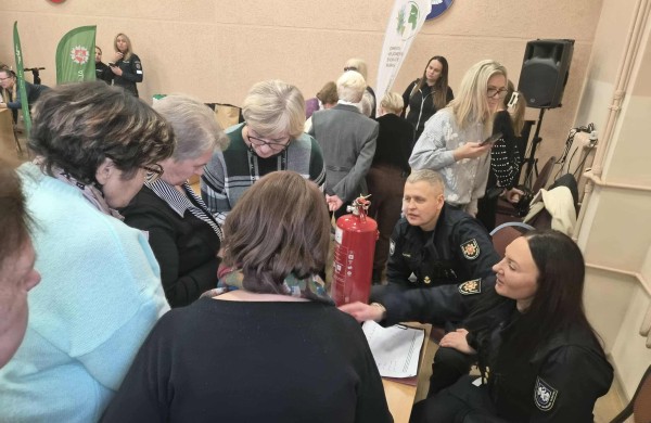 Jonavos TAU – senjorų saugumo šventė: „Senjorų ture“ triumfavo Jonavos komandos