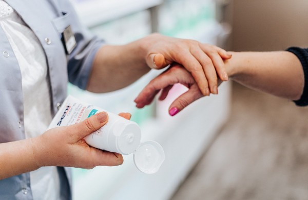 Kasdienė asmens higiena be vandens: švara, komfortas ir orumas net sudėtingiausiomis aplinkybėmis