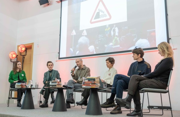Kultūros asamblėja skelbia švietimo mėnesį ir kviečia į tarptautinį demokratinio pasipriešinimo forumą