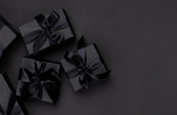 Kaip sumažinti atliekų kiekį per Juodąjį penktadienį: atsakingas pirkimas, daiktų perdavimas ir atliekų rūšiavimas