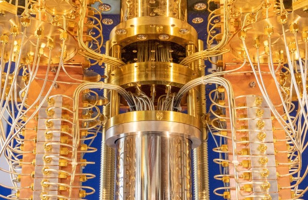 Artėja kvantinių kompiuterių era: kaip verslas turi apsaugoti savo duomenis nuo naujos kartos kibernetinių grėsmių