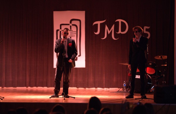 Visos mūzos JONAVAI! 